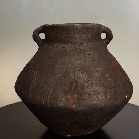 Handmade Tunisian Clay Vase with Handles - Picture 3 of 6